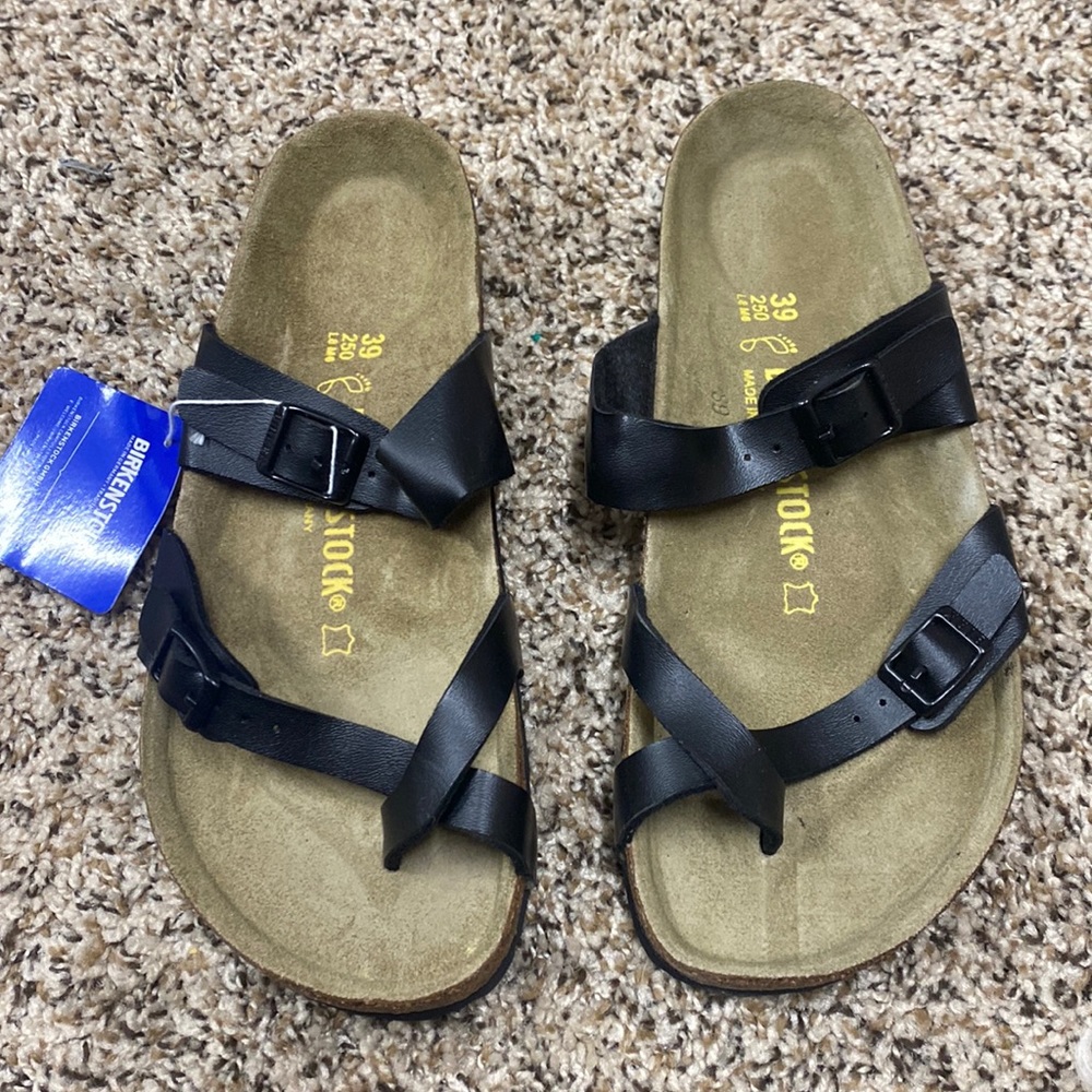 Woman’s Birkenstocks size 8